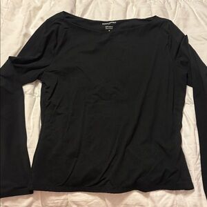 Brand new never worn BR black long sleeve tee soft stretch